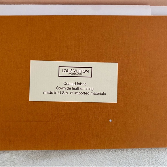 🆕 LOUIS VUITTON wallet only used one time - Picture 8 of 15